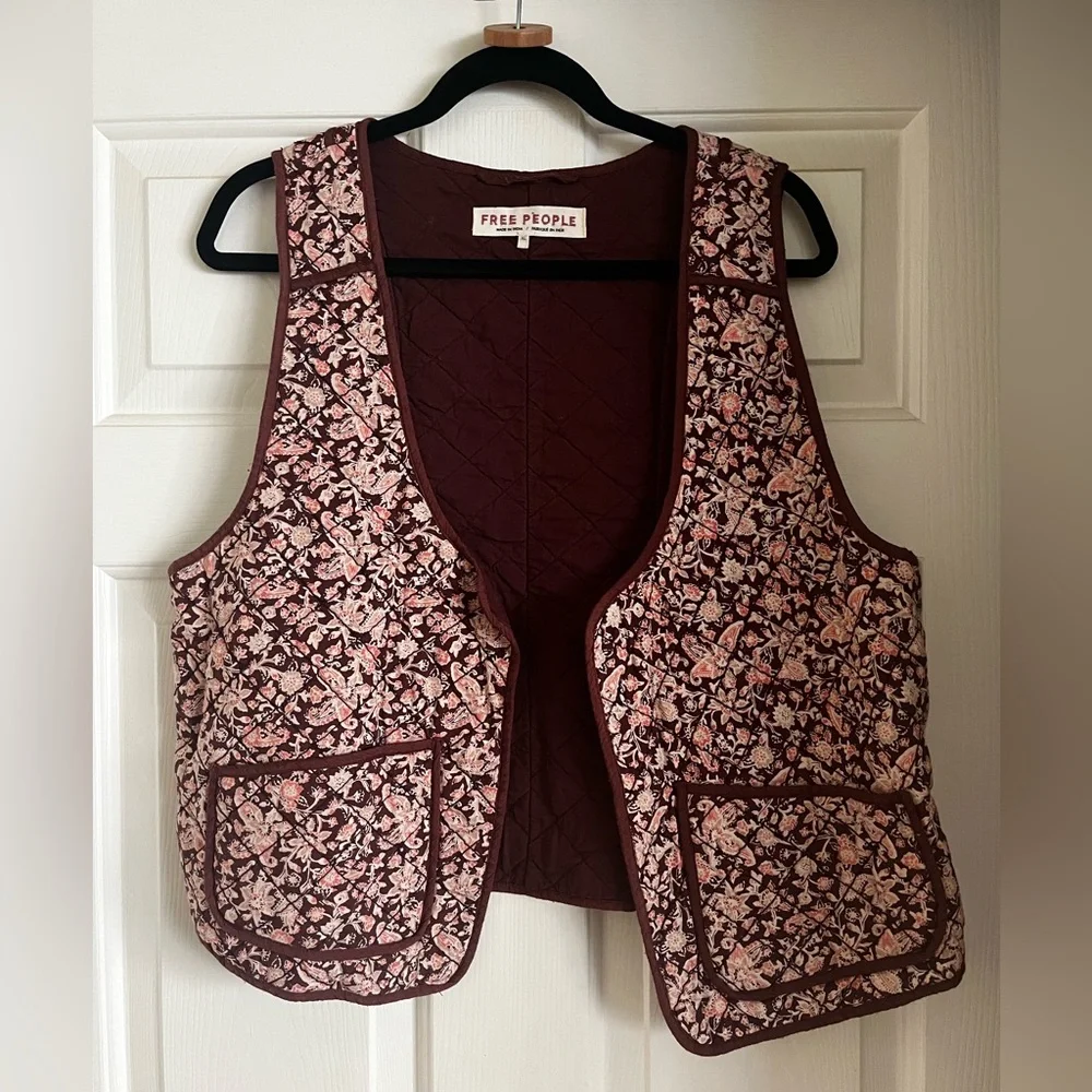 Free People vintage style quilted vest. No longer sold at fp. Size xl - Picture 1 of 3